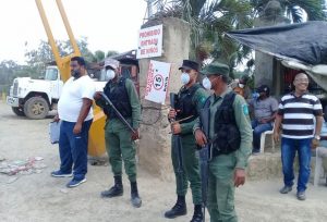 Medio Ambiente militariza el vertedero Duquesa para garantizar vertido basura