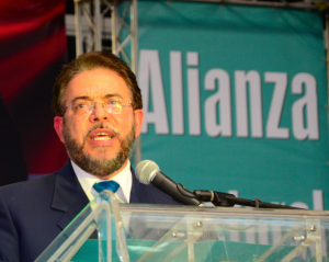 Guillermo Moreno exige destitución del ministro de Medio Ambiente  