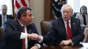 Trump: Abuso de opioides es una “epidemia total”