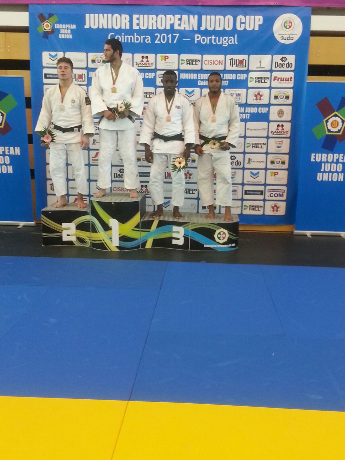 Nova y Florentino ganan bronce en Judo Europeo imagen