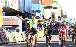 Kevin Sepúlveda domina la Vuelta Independencia Kevin Sepúlveda domina la Vuelta Independencia