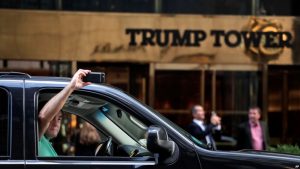 Trump dice Obama ordenó «interceptar» sus teléfonos durante campaña