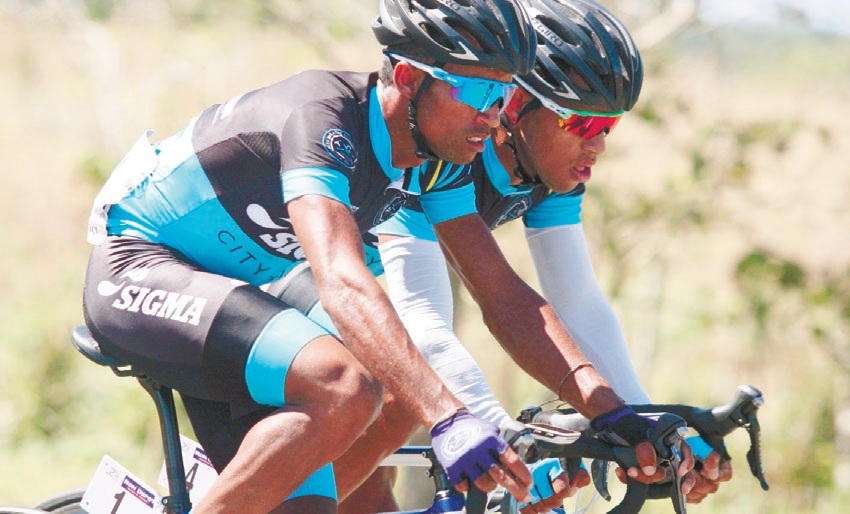 Ludovic Turpin gana etapa Vuelta Independencia imagen