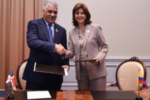 R.Dominicana y Colombia firman acuerdo bilateral diálogo político R.Dominicana y Colombia firman acuerdo bilateral diálogo político
