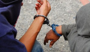 BOSTON: Arrestan dos dominicanos con siete kilos de cocaína