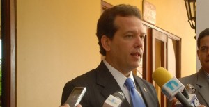 Ito Bisonó anuncia que aspirará a la presidencia de la República en 2020