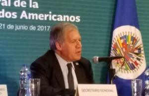 OEA condena asalto a embajada de México en capital de Ecuador