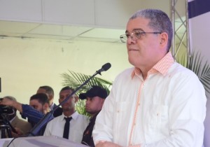 Amarante tilda de «irresponsable» y «mezquina» la clase política de la RD