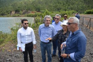 BONAO: Defensora visita Falcondo; observa remediación ambiental