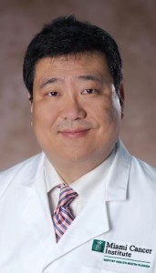 Miami Cancer Institute Designa al Dr. Yoon Hang “John” Kim  como Director de Medicina Integrativa