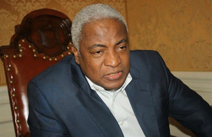Excónsul plantea necesidad Haití instaure un «Gobierno Bicéfalo»