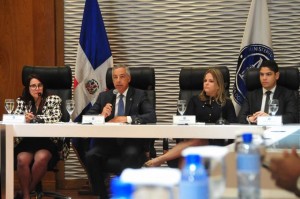 Gobierno coloca US$500 millones para financiar planta a cargo de Odebrecht Gobierno coloca US$500 millones para financiar planta a cargo de Odebrecht