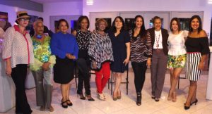 MIAMI: Emelyn Baldera presentará propuesta a presidencia Acroarte MIAMI: Emelyn Baldera presentará propuesta a presidencia Acroarte