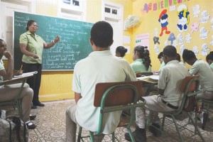 Más de 120 colegios católicos de la R. Dominicana pasarán al sector público