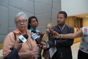 Ministra de Salud dice medicamentos que contienen esteroides están contraindicados para conjuntivitis Ministra de Salud dice medicamentos que contienen esteroides están contraindicados para conjuntivitis