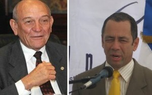 Legisladores y otras personas rechazan pedido renuncia