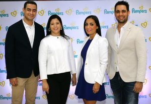 Corripio presenta promoción “El Canje Pampers”