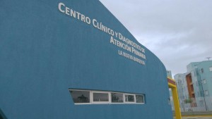 Presidente Danilo Medina inaugura centro de salud, liceo y polideportivo en La Barquita Presidente Danilo Medina inaugura centro de salud, liceo y polideportivo en La Barquita