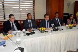 Comisión Bicameral aprueba 60% artículos en Ley de Partidos