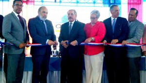 CASTILLO: Presidente inaugura hospital y centro atención primaria