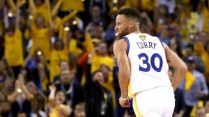¿Cuánto valdría Stephen Curry si no hubiera tope salarial?