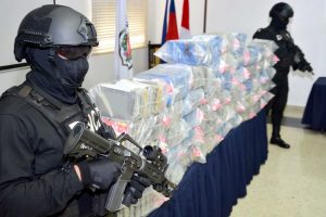 Autoridades ocupan 578 paquetes de cocaína o heroína en SD Oeste