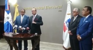El Presidente de la JCE advierte nunca organizaría elecciones ilegales