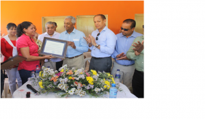 Empresarios Jarabacoa entregan centros comunitarios