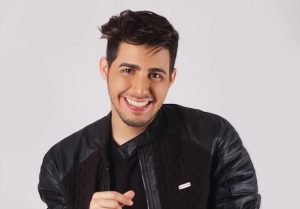 Maurizio cobra fuerza con salsa “Aquí se está robando”