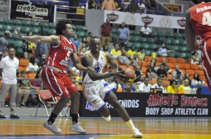 Metros aplastan a los Leones en la LNB Banreservas