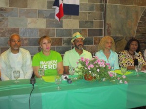 Activistas piden presidente dominicano sea investigado