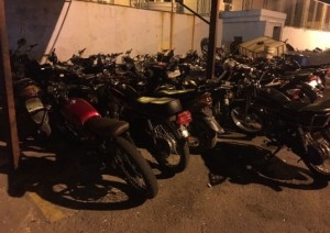 LA VEGA: Incauta vehículos, motos y armas de fuego