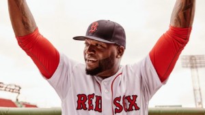 ‘Big Papi’ se une a legendarios de Boston con retiro del 34