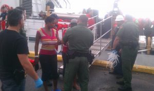 Patrulla arresta 5 dominicanos intentaron reentrada a PR Patrulla arresta 5 dominicanos intentaron reentrada a PR