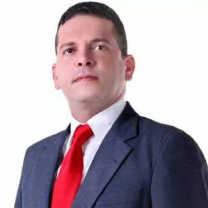 SANTIAGO: Regidor justifica publicar empresas morosas