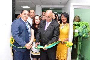 BONAO: Vega Real reinaugura nuevas oficinas