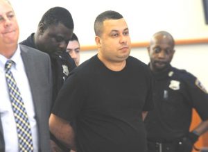 Acusan policía por «encuentros sexuales» con  prostituta menor