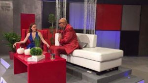 Salsero Michel insulta mujer por llamarlo “haitiano”