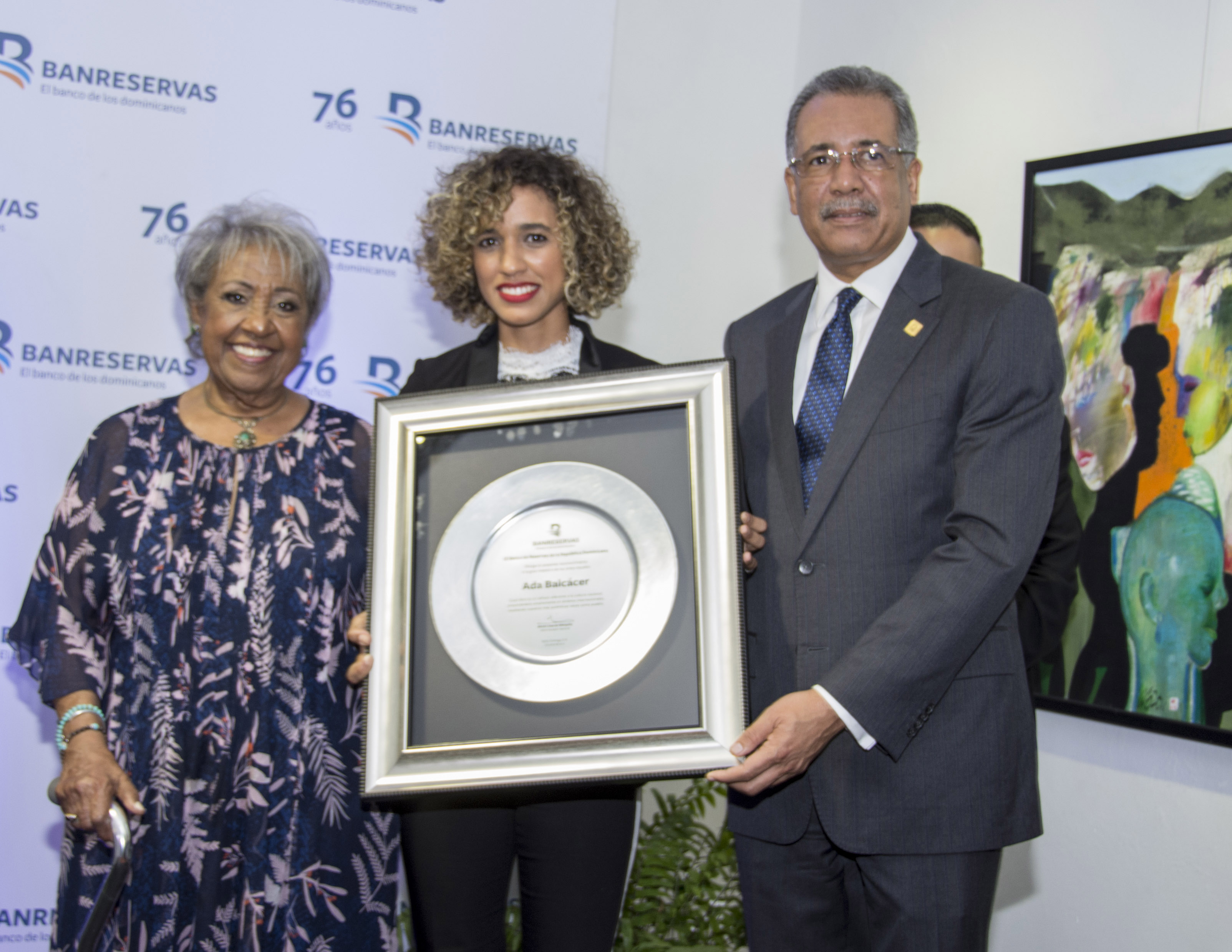 Banreservas rinde homenaje a Ada Balcácer imagen