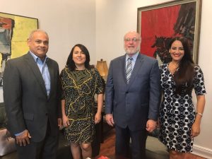 Comisión de Acroarte visita al Ministro de Cultura