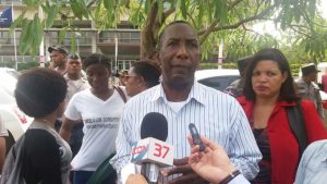 Izquierda política y grupos sociales lamentan muerte de Jesús Adón