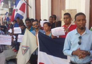 Exigen suspendan a «Alvarito» por «irrespeto a Juan Pablo Duarte» Exigen suspendan a «Alvarito» por «irrespeto a Juan Pablo Duarte»