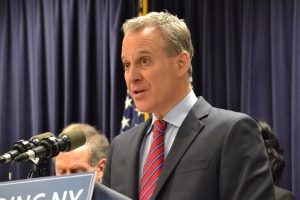 Fiscal NY encabeza coalición opuesta a reciprocidad porte de armas