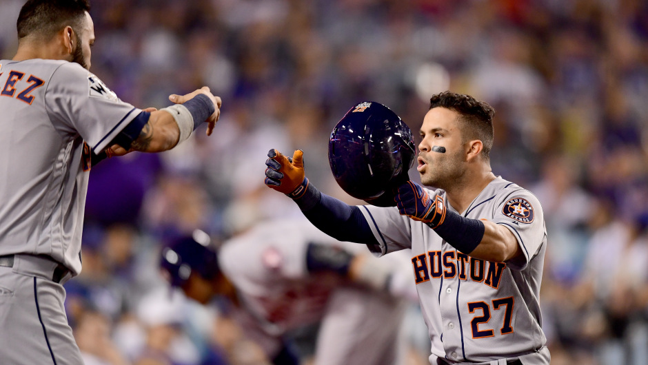 Astros derrotan a Dodgers y empatan Serie Mundial imagen