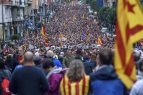 Referéndum en Cataluña: Miles de personas se manifiestan contra el 1-O