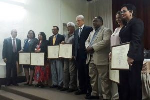 Academia de la lengua celebra 90 aniversario