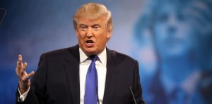 Donald Trump vuelve a arremeter contra los medios de comunicación Donald Trump vuelve a arremeter contra los medios de comunicación