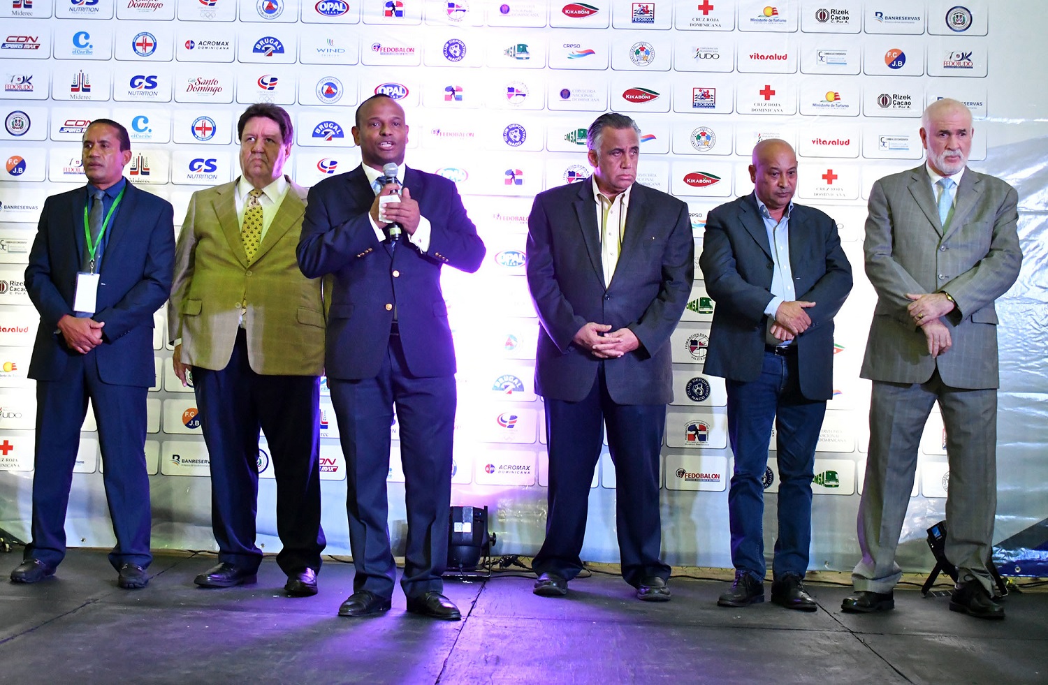 Castro y González clasifican en judo para Barranquilla imagen