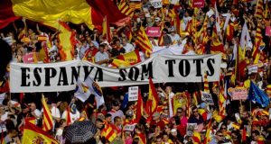 BARCELONA: Multitudinaria marcha contra la independencia de Cataluña