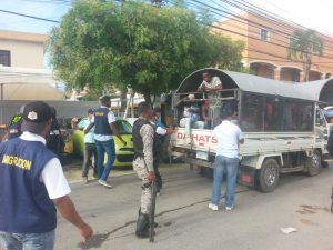 SAN JOSE DE OCOA: Migración detiene a 343 haitianos ilegales